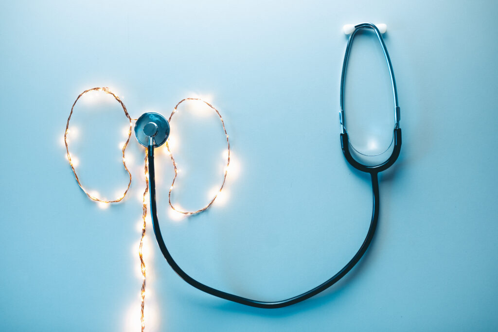 mise en scène des reins avec un stéthoscope